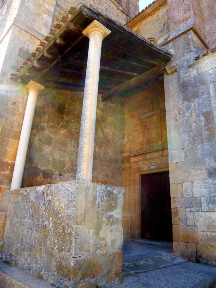 La Piedra - Iglesia de Santa María 04