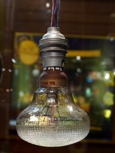 Lampe, Musée EDF Electropolis photo 6