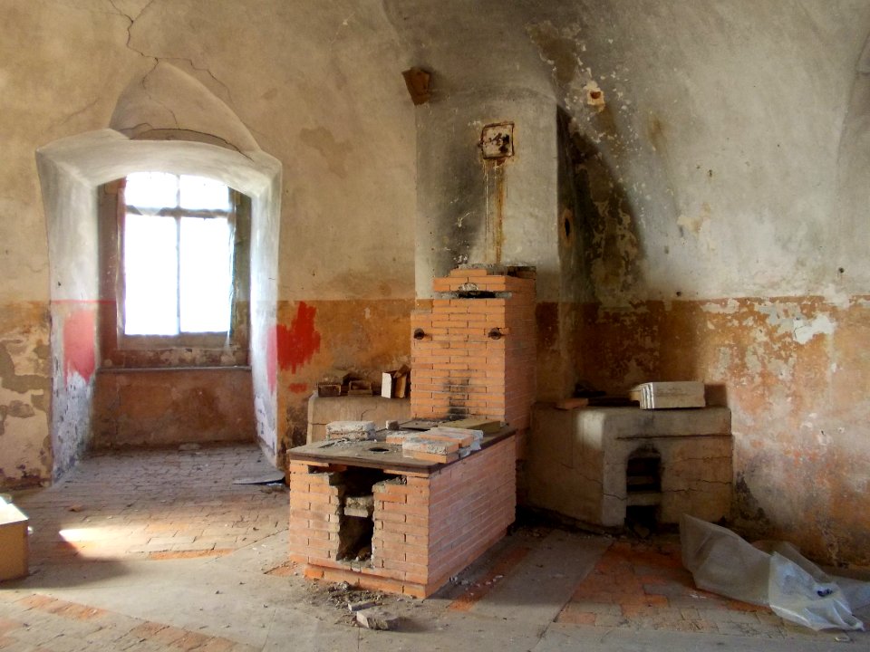 Leskovec Castle 32