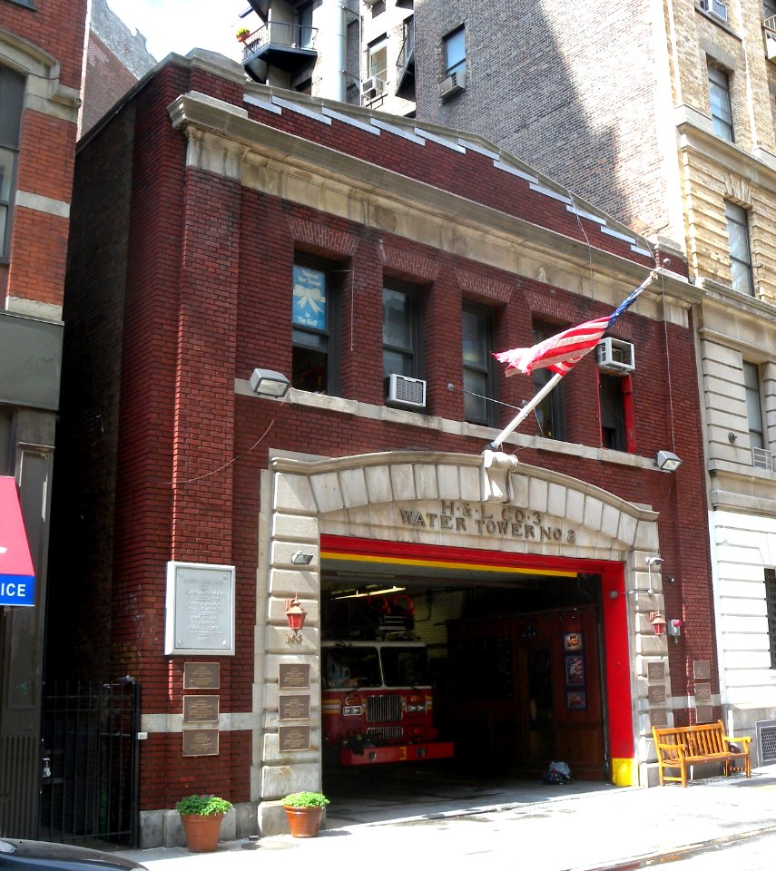 Ladder 3 FDNY E13 jeh