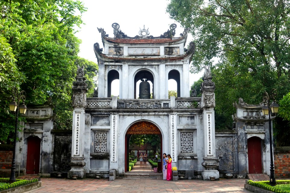 Main gate - Temple of Literature, Hanoi - DSC04519