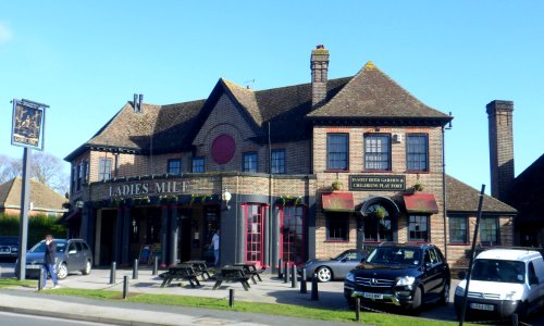 Ladies Mile Inn, Ladies Mile Road, Patcham (February 2014) (2)
