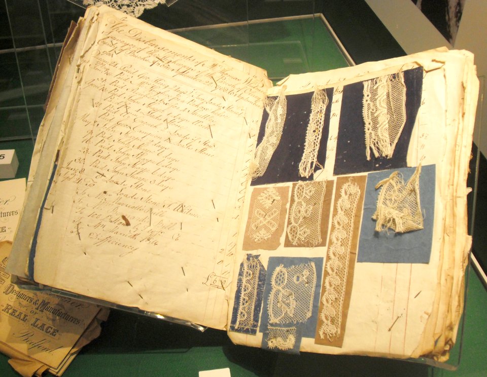 LaceSampleBook