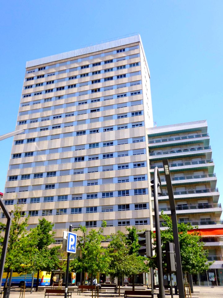 Logroño - Gran Vía Juan Carlos I - Torre de Logroño 7