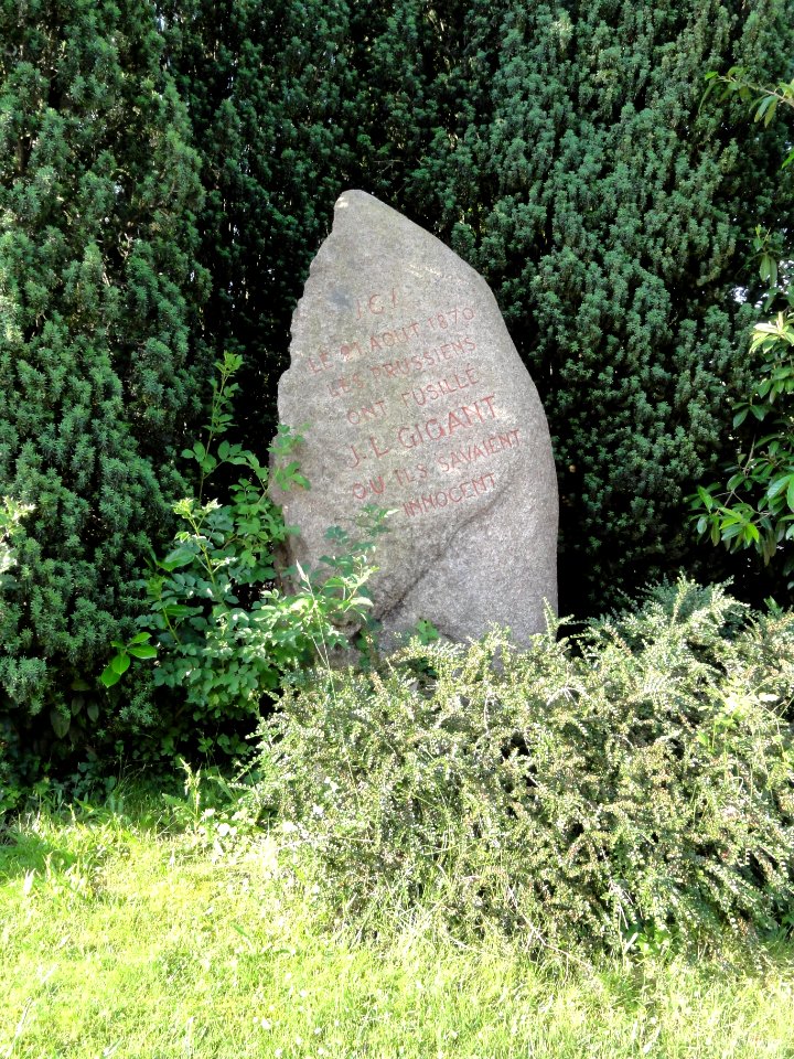 Lunéville (M-et-M) mémorial fusillé 1870