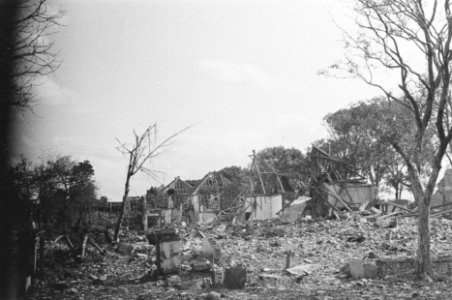 Malang. De Europese wijk van Malang, zoals ze door de TNI werd achtergelaten, Bestanddeelnr 344-2-2