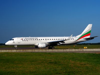 LZ-VAR Bulgaria Air Embraer ERJ-190STD (ERJ-190-100) - cn 19000496 taxiing 18july2013 pic-003