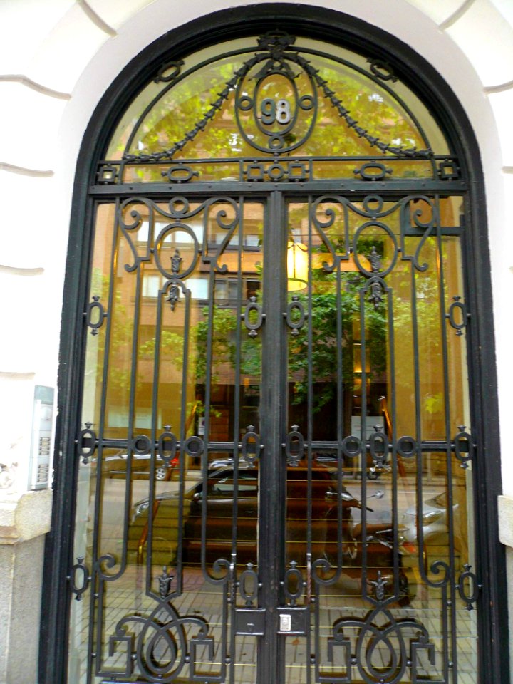 Madrid - Calle de Velázquez nº 98