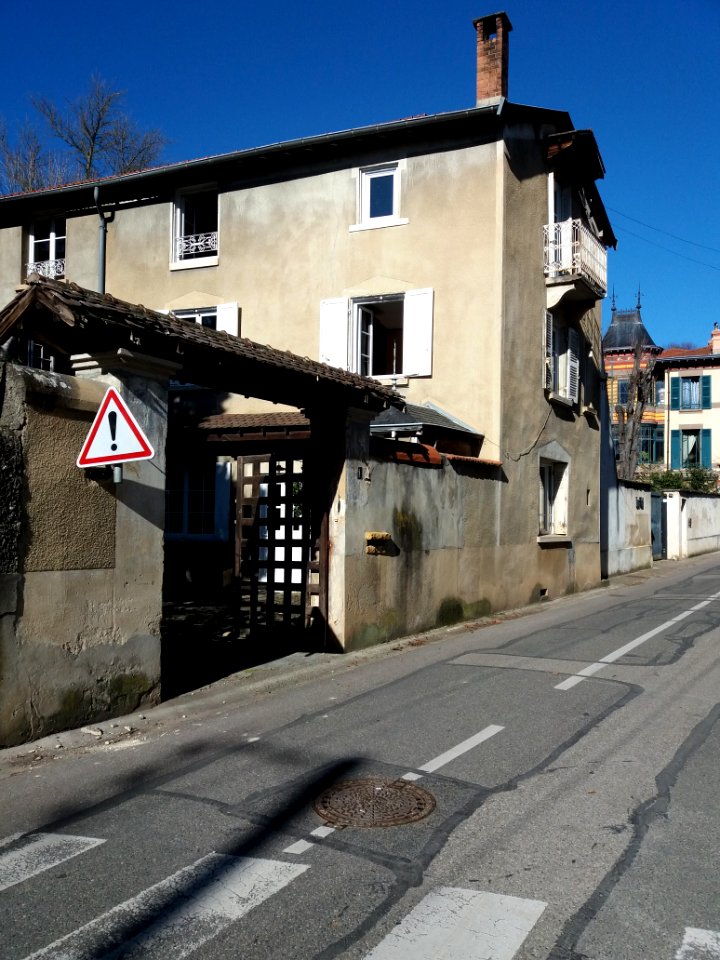 Lyon 9e - Rue Marc Boegner, maison au numéro 1