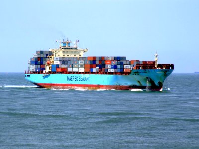 Maersk Gateshead p11 approaching Port of Rotterdam, Holland 08-Jul-2007