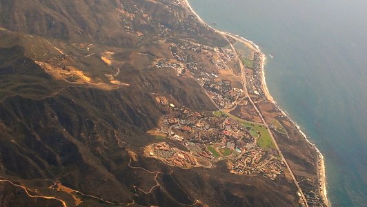 Malibu-Pepperdine-university-Aerial-from-north-August-2014