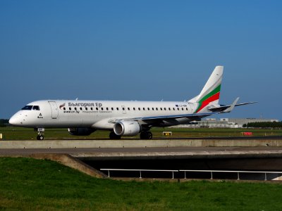 LZ-VAR Bulgaria Air Embraer ERJ-190STD (ERJ-190-100) - cn 19000496 taxiing 18july2013 pic-002