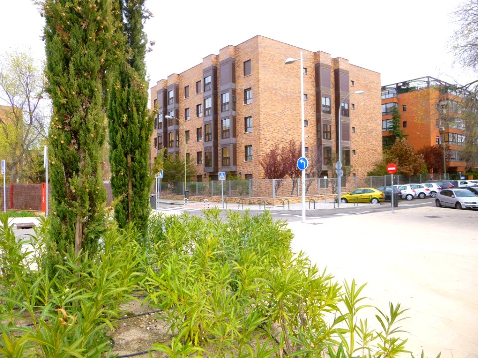 Madrid - Barrio de Alameda de Osuna 01