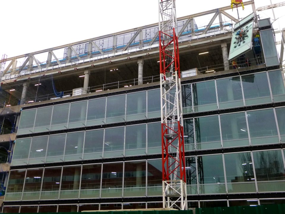 Madrid - Banco Popular (Edificio Luca de Tena, sede corporativa, en construcción en 2016, en la calle Juan Ignacio Luca de Tena) 2