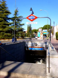 Madrid - Estación de Metro de Arturo Soria 1