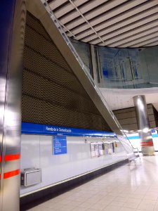 Madrid - Estación de Ronda de la Comunicación 01