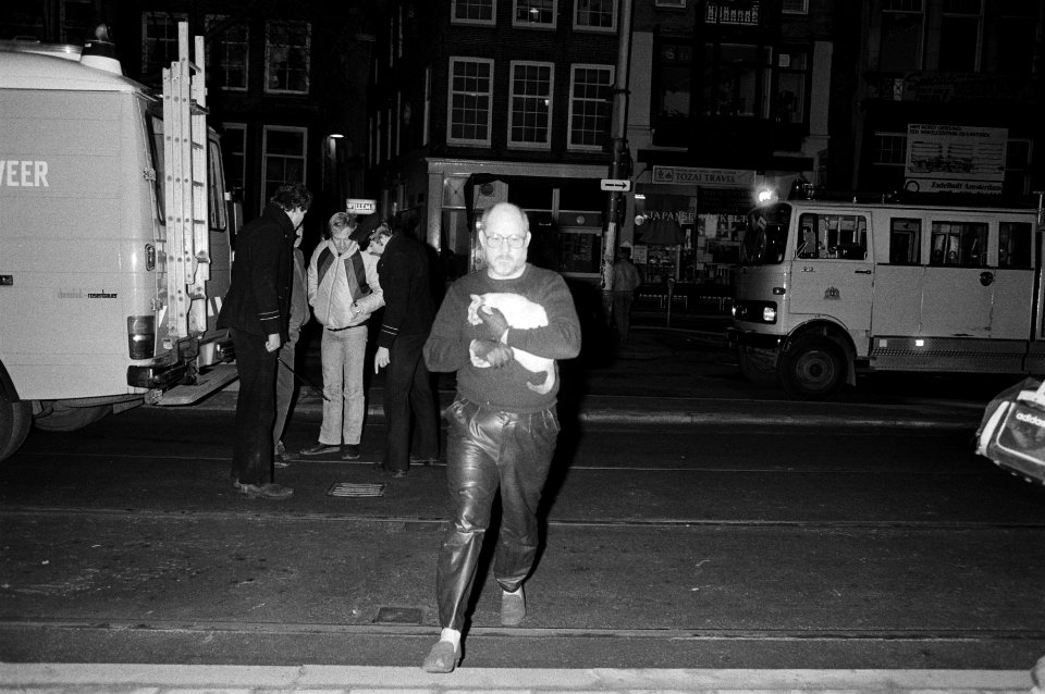Man met kat, Bestanddeelnr 932-4596