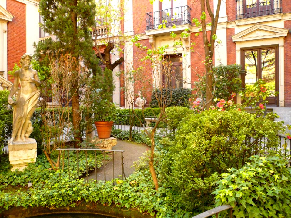 Madrid - Museo-Palacio Cerralbo, patio 16