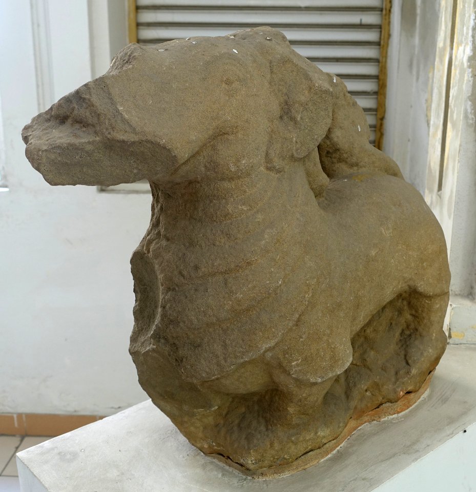 Lion-Elephant, 11th-12th century, Quang Nam - Museum of Cham Sculpture - Danang, Vietnam - DSC01922
