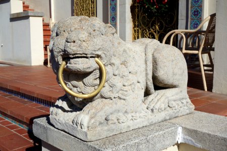 Lion with ring - Hearst Castle - DSC06567