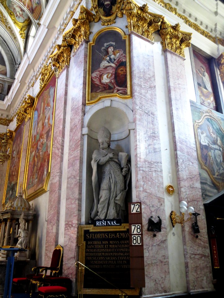 Ljubljana - stolnica (kip škofa Floriusa, A. Pozzo, 1712-13)