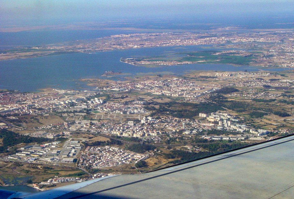 Lisbon from a plane 2007-07-18
