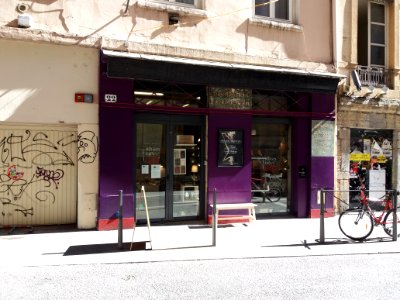 Lyon 1er - Rue René Leynaud - Magasin au numéro 22