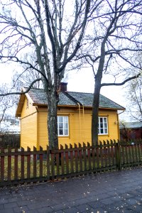 Linnankatu 74 ratavahdin tupa