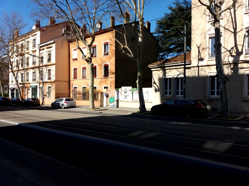 Lyon 3e - Avenue Rockefeller, immeubles au niveau du numéro 65
