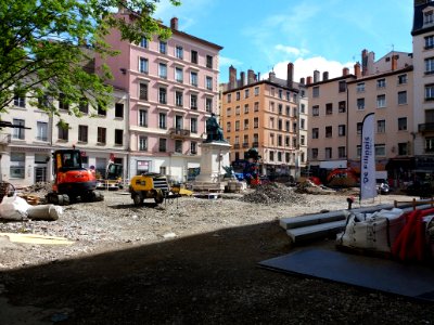 Lyon 2e - Place ampère, en travaux, depuis l'angle sud-ouest