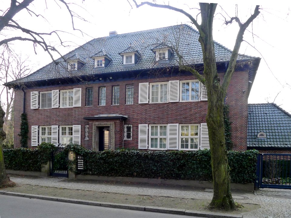 Lyckallee 34 (Berlin-Westend)
