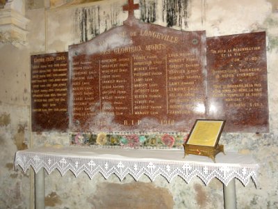 Longeville-en-Barrois (Meuse) église, plaque monument aux morts