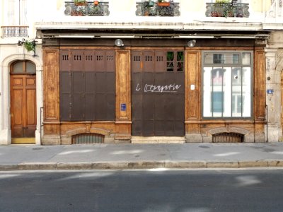 Lyon 1er - Rue du Jardin des Plantes, bar l'Orangerie