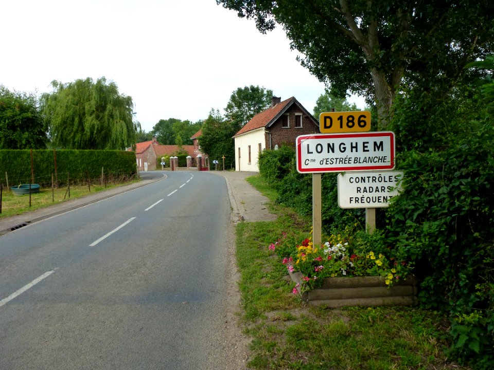 Longhem (Pas-de-Calais, Fr) city limit sign