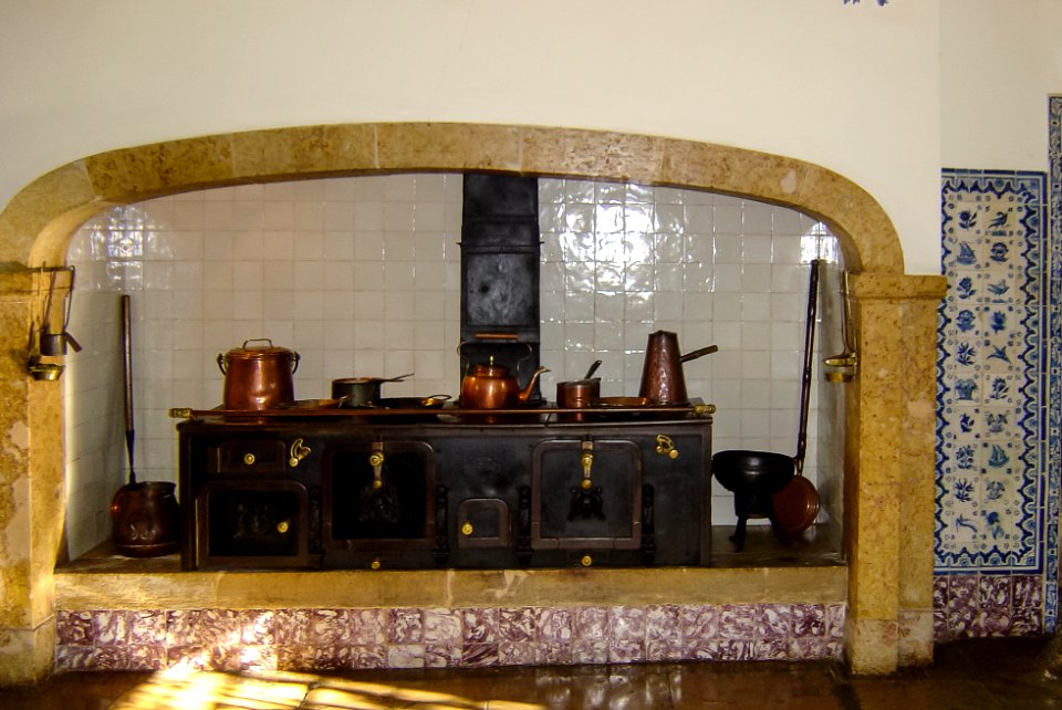 Kitchen in the City Museum, 2006-01-04, Lisbon 01