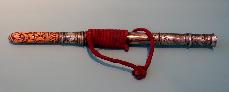Knife, Shan people, Northern Thailand, collected in 1986 - Ethnological Museum, Berlin - DSC01339