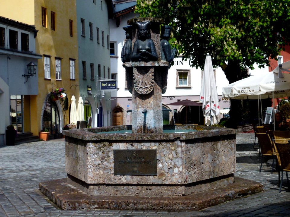 Kitzbuehel-Stadtbrunnen