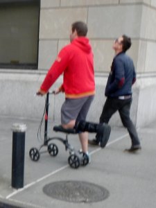 Knee scooter 75 St CPW jeh
