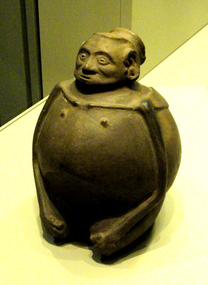 Kneeling Human Effigy Jar, Late Mississippian Culture, Bradley Site, Critenden County, Arkansas, 1350-1550 - Nelson-Atkins Museum of Art - DSC09055