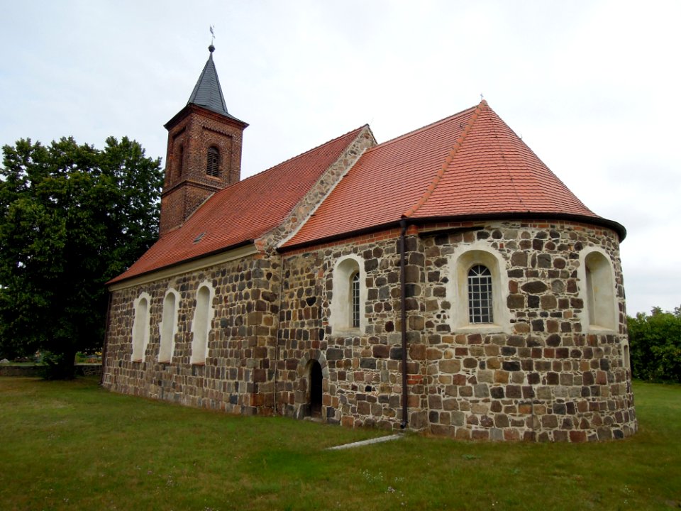 Kirche Gadegast -Südostansicht- August 2020