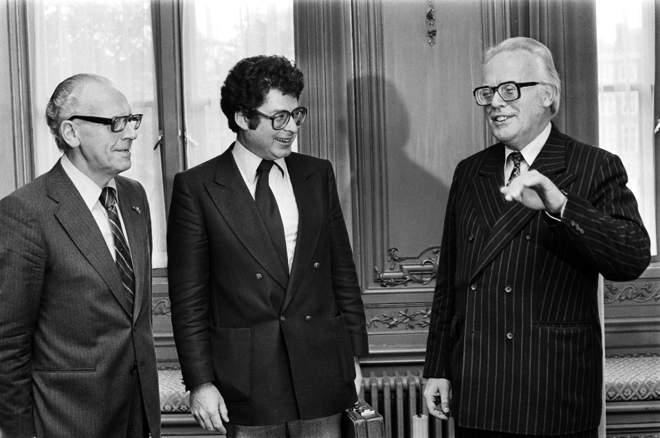Kabinetsformatie vlnr Vrolijk, Van Thijn en Verdam, Bestanddeelnr 929-3872