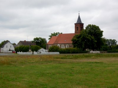 Kirche Gadegast -Fernansicht von Nordwest- August 2020a