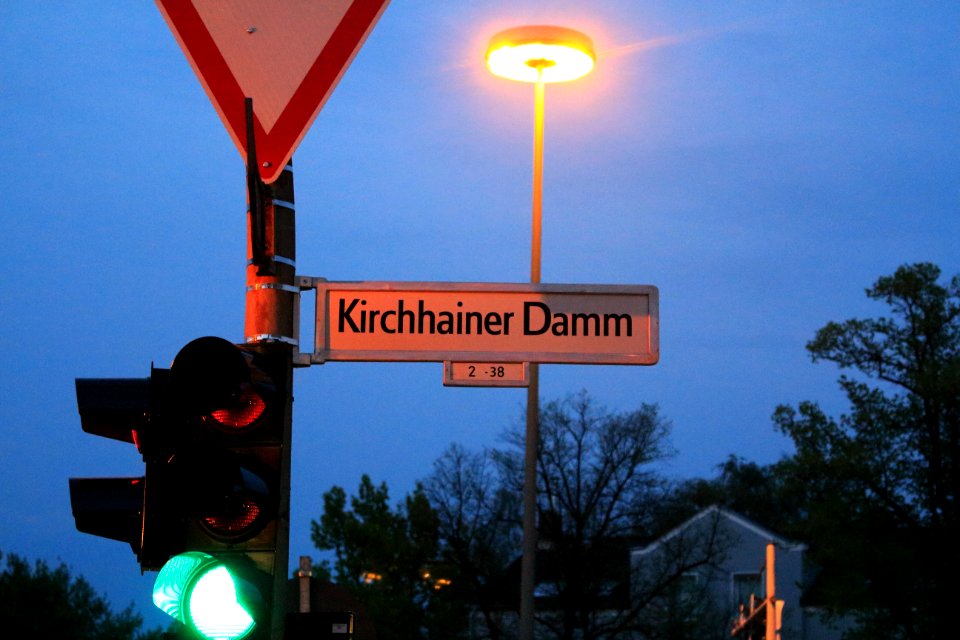 Kirchhainer Damm Straßenschild 1