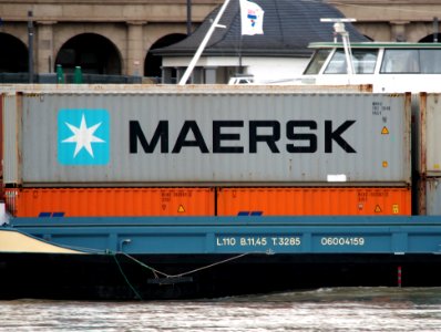 Kenyro, ENI 06004159 with Maersk container on the Rhine river at Koblenz, pic2