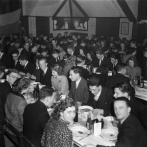 Kerstfuif Lyceum Haarlem, Bestanddeelnr 901-9767
