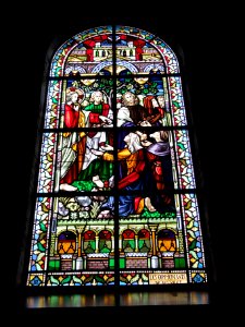 Jeumont (Nord, Fr) Église St.Martin, vitrail 11 Multiplication des pains