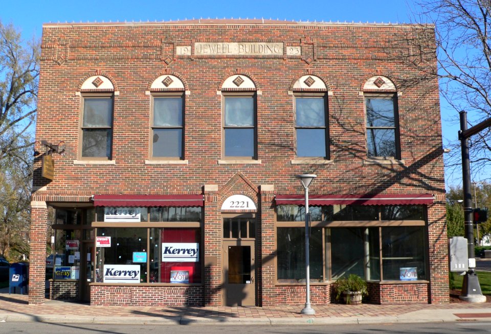 Jewell building (Omaha) from W 1