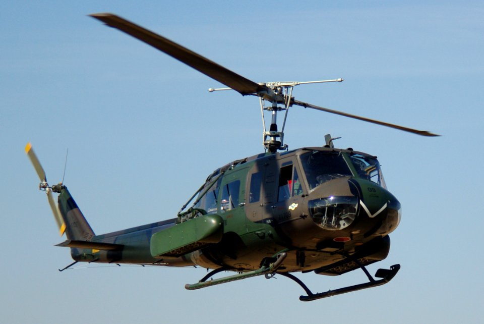 JGSDF UH-1H & Type87 mine dispenser 20110109-01