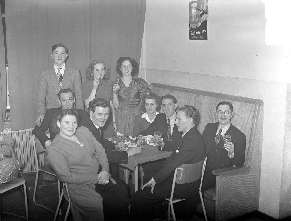Kattenburg Feest oud marine mannen, Bestanddeelnr 904-3366