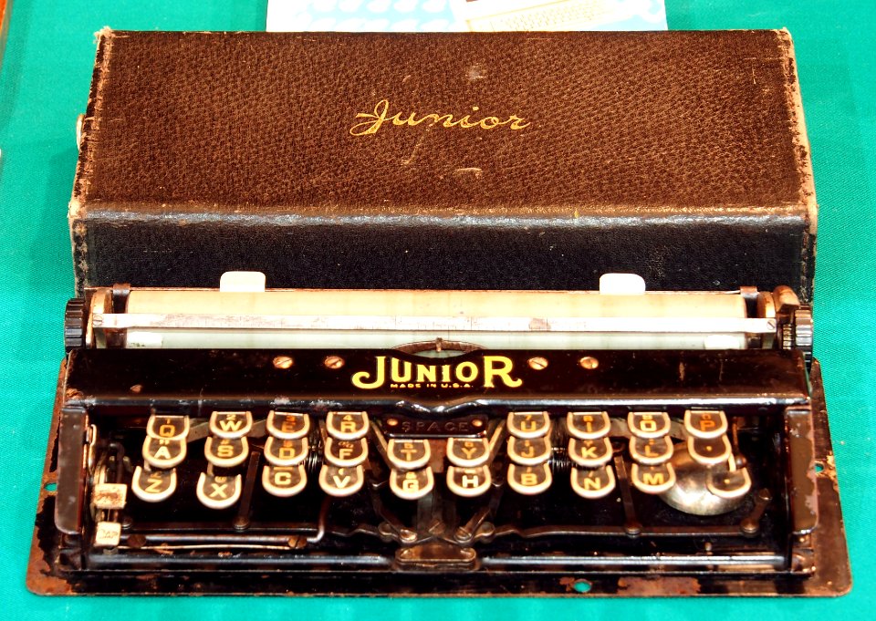 Junior typewriter, foto1